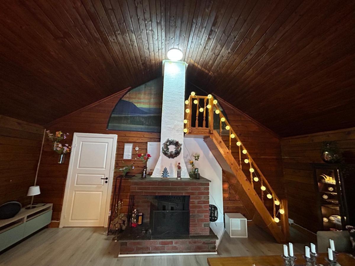 Beautiful Cabin By Mjosa. Villa Stange Bagian luar foto